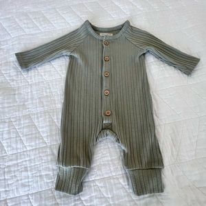 Sage sleeper for baby